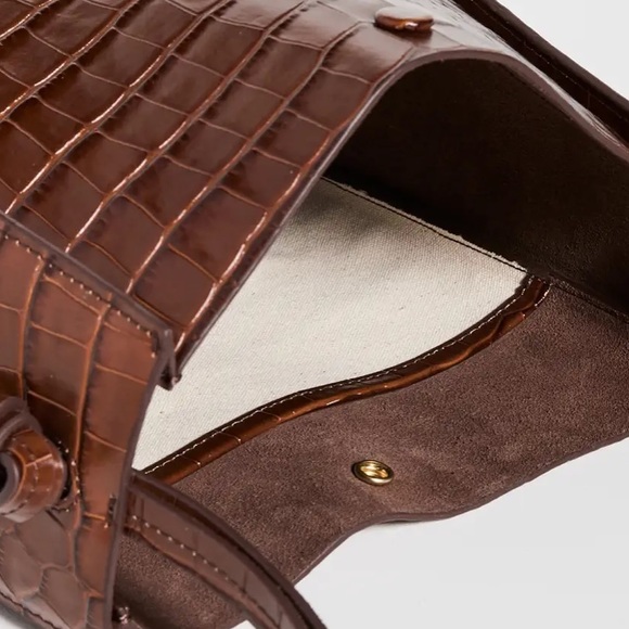 Lᴏᴇғғʟᴇʀ Rᴀɴᴅᴀʟʟ Mᴀᴄᴋᴇɴᴢɪᴇ Cʀᴏssʙᴏᴅʏ Bᴀɢ ɪɴ Bʀᴏᴡɴ Cʀᴏᴄ - Picture 3 of 6